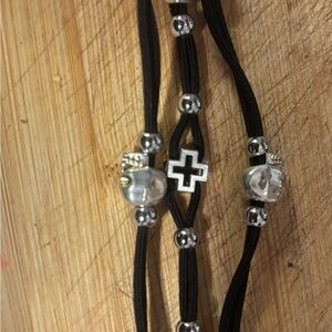 I watch elastic skull & cross watch band.